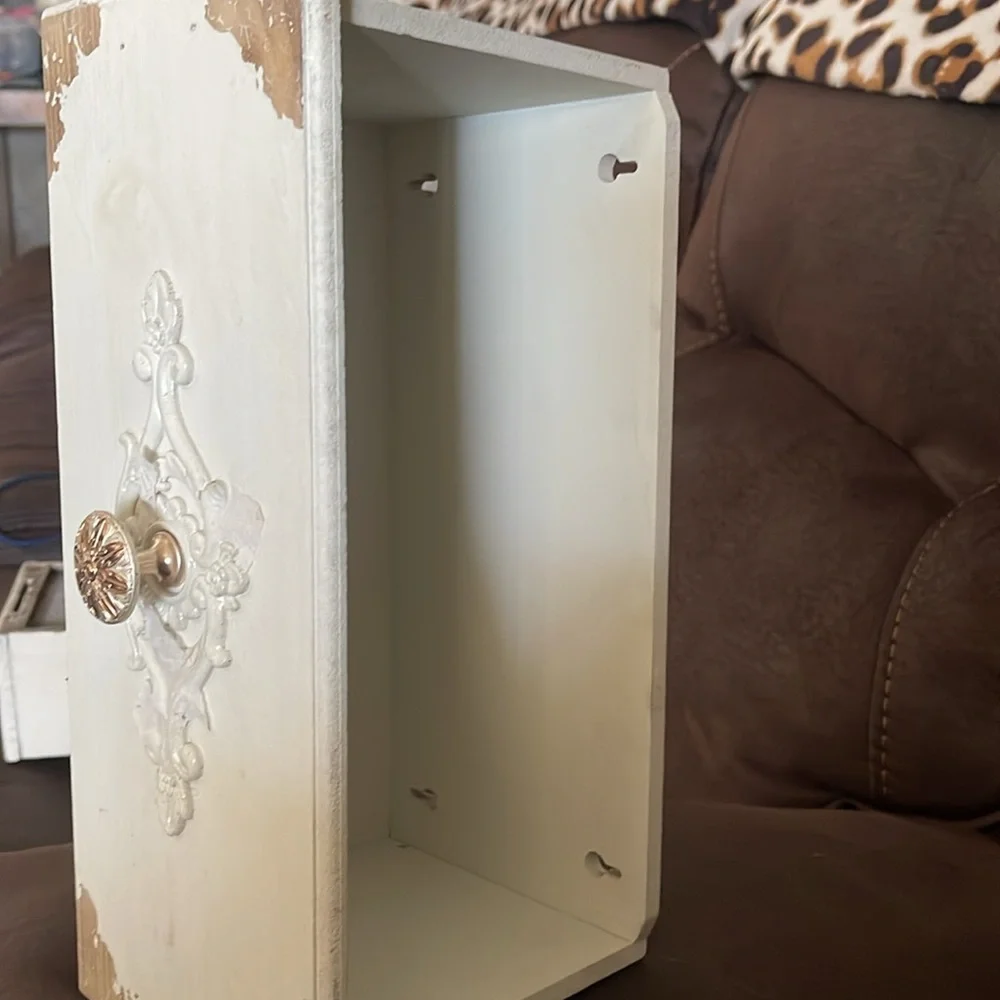 Shabby Chic Bin to hang on wall or sit on furniture